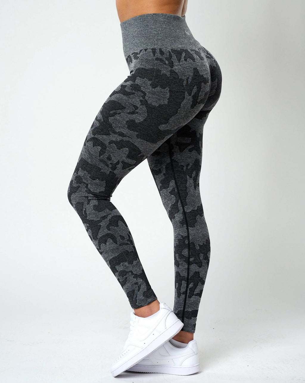 Our camo scrunch leggings are a new favorite! 💕 Scrunch design in