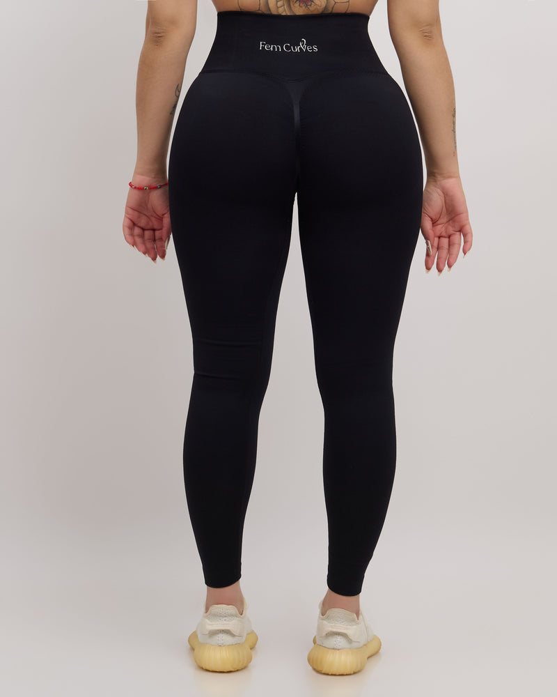 Silk Scrunch Leggings - Black – AXEL Clothing Ltd